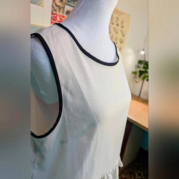 🤍 Sheer White Crop Top with Heart Cut-Out, Size 12 - Picture 3 of 5